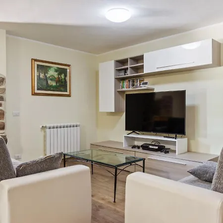Holiday home Charismatic Holiday In Montone With Private Pool